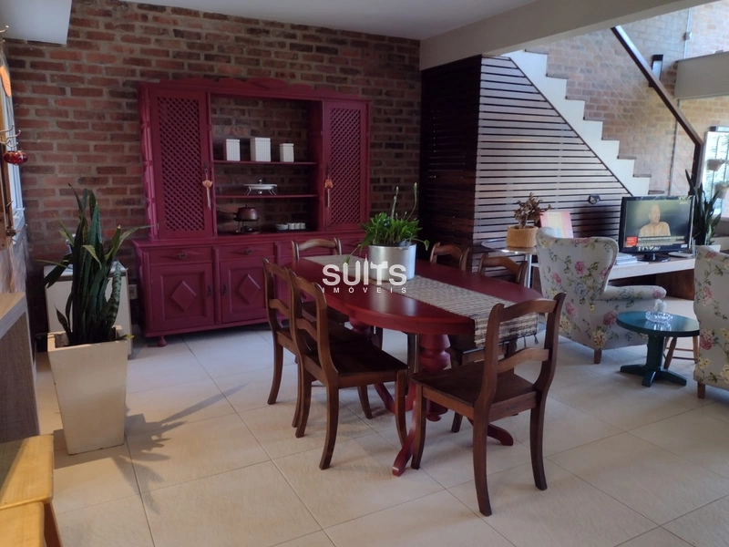 Excelente sobrado á venda no condomínio Las Palmas: 8ª foto da galeria de imagens do imóvel