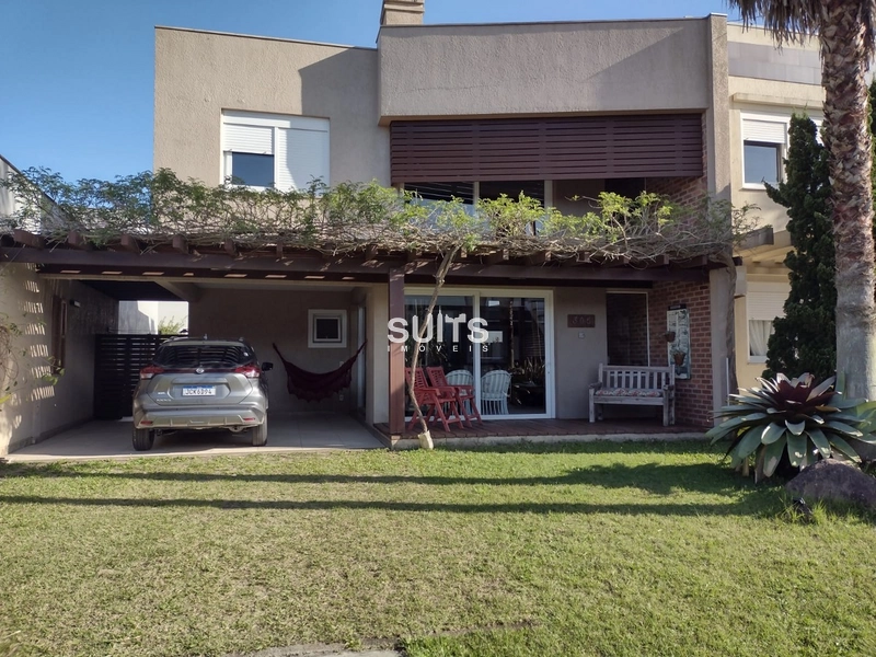 Excelente sobrado á venda no condomínio Las Palmas: 1ª foto da galeria de imagens do imóvel