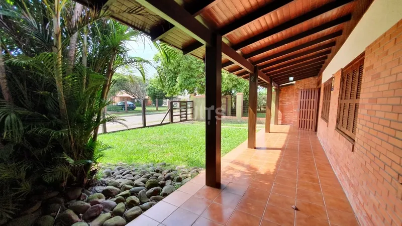 Casa forro laje próxima ao mar no centro de Xangri-Lá: 4ª foto da galeria de imagens do imóvel