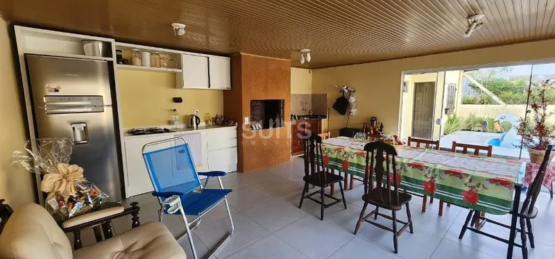 Ótima casa à 01 quadra do mar no centro de Xangri-Lá: 5ª foto da galeria de imagens do imóvel