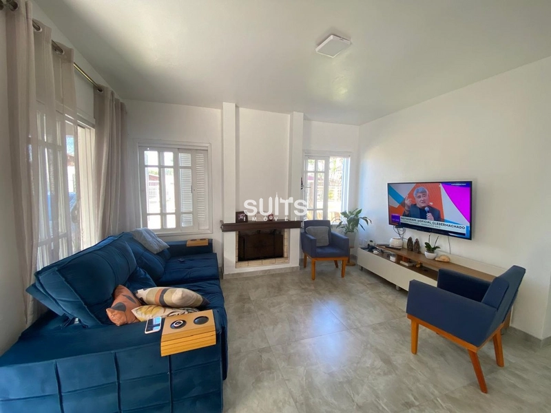 Excelente sobrado à venda no Centro de Xangri-lá: 2ª foto da galeria de imagens do imóvel