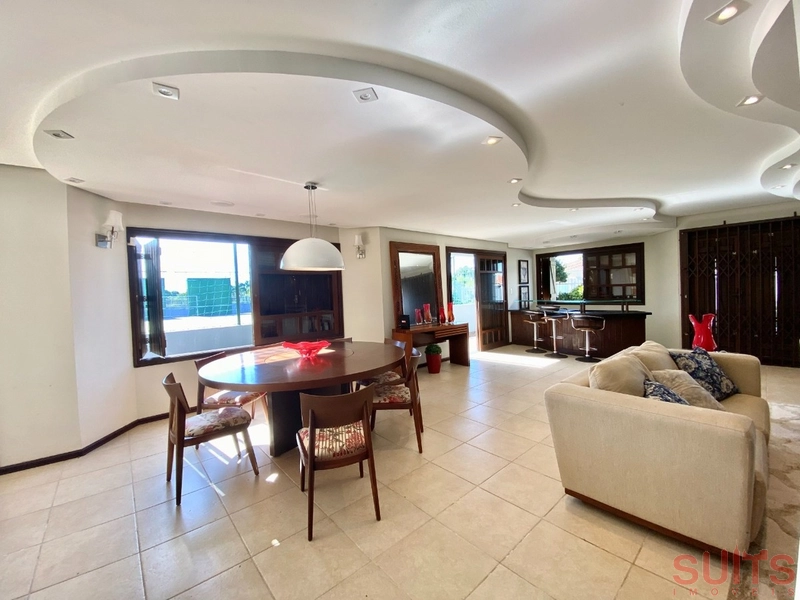 Incrível sobrado com 03 terrenos na praia de Atlântida: 7ª foto da galeria de imagens do imóvel