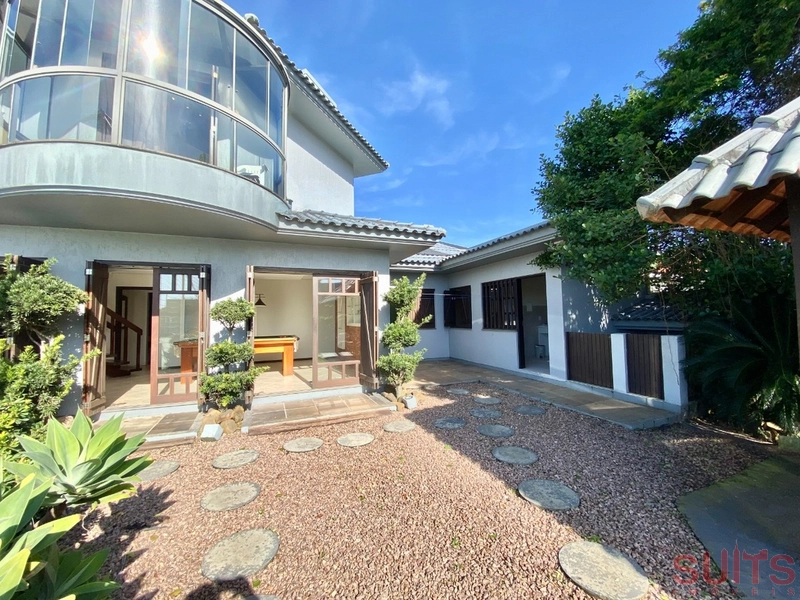 Incrível sobrado com 03 terrenos na praia de Atlântida: 26ª foto da galeria de imagens do imóvel