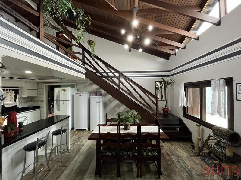 Excelente Sobrado no Centro de Xangri-Lá: 12ª foto da galeria de imagens do imóvel