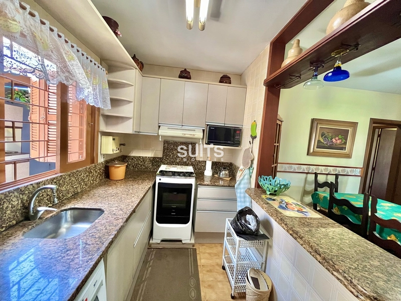 Casa com 02 terrenos no centro de Xangri-lá: 14ª foto da galeria de imagens do imóvel