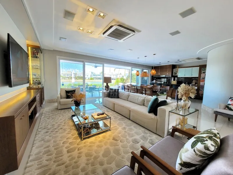 Sobrado nas margens do lago no condomínio Bosques de Atlântida: 21ª foto da galeria de imagens do imóvel