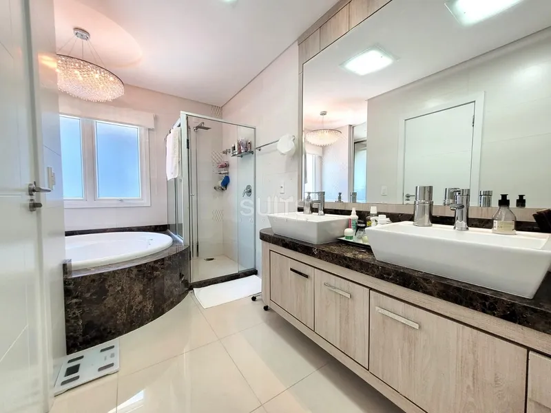 Sobrado nas margens do lago no condomínio Bosques de Atlântida: 28ª foto da galeria de imagens do imóvel