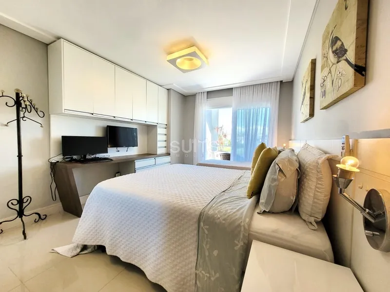 Sobrado nas margens do lago no condomínio Bosques de Atlântida: 37ª foto da galeria de imagens do imóvel