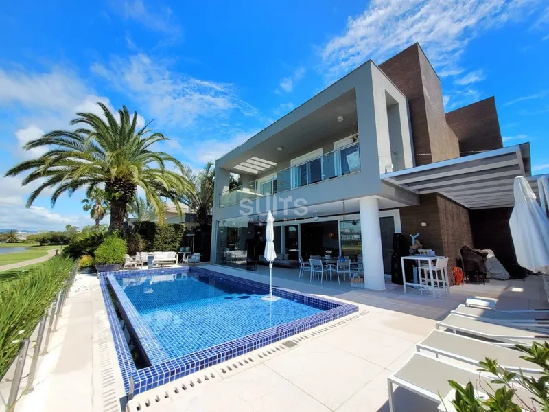 Sobrado nas margens do lago no condomínio Bosques de Atlântida: 12ª foto da galeria de imagens do imóvel