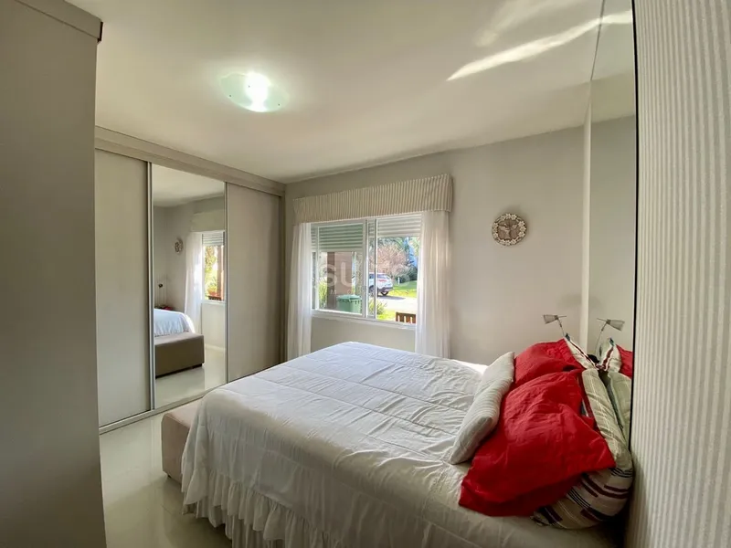 Belíssima casa no condomínio Villaggio Atlântida: 19ª foto da galeria de imagens do imóvel