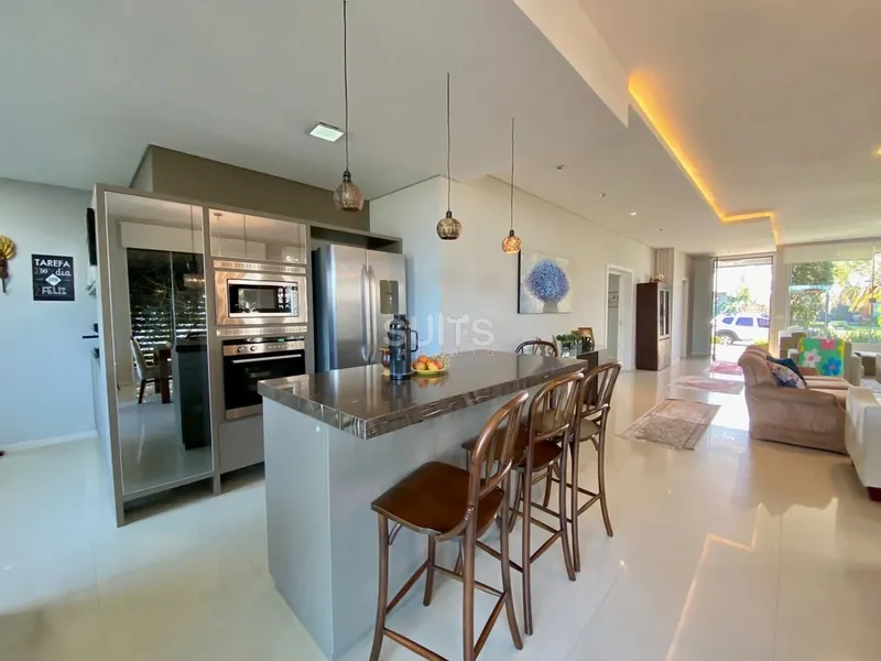 Belíssima casa no condomínio Villaggio Atlântida: 12ª foto da galeria de imagens do imóvel