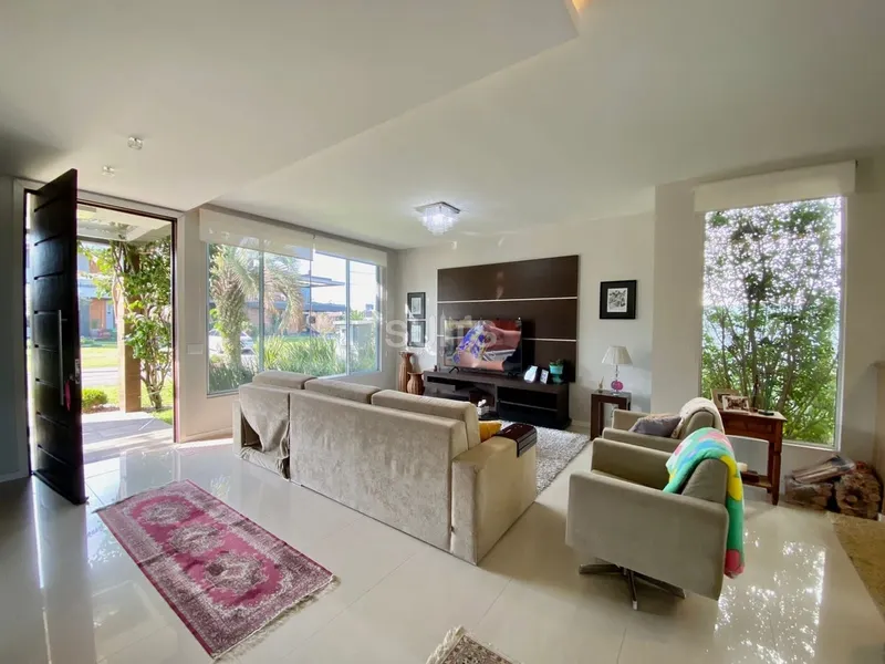 Belíssima casa no condomínio Villaggio Atlântida: 8ª foto da galeria de imagens do imóvel