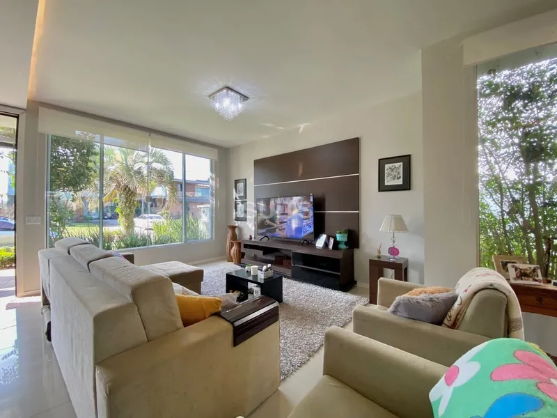 Belíssima casa no condomínio Villaggio Atlântida: 7ª foto da galeria de imagens do imóvel