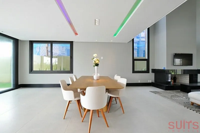 Excelente sobrado beira-lago no Condomínio Enseada: 10ª foto da galeria de imagens do imóvel