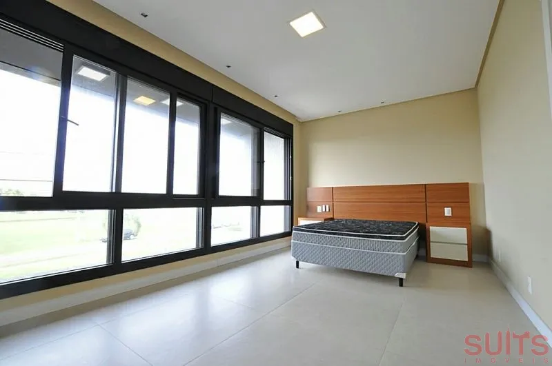 Excelente sobrado beira-lago no Condomínio Enseada: 14ª foto da galeria de imagens do imóvel