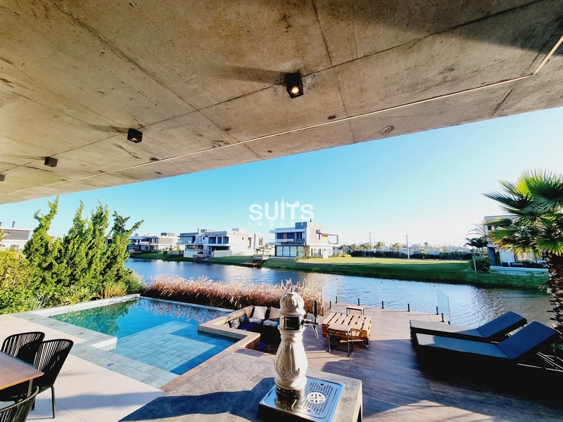 Belíssima casa de luxo em condomínio Sense: 32ª foto da galeria de imagens do imóvel