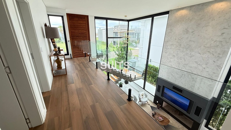 Belíssima casa de luxo em condomínio Sense: 27ª foto da galeria de imagens do imóvel