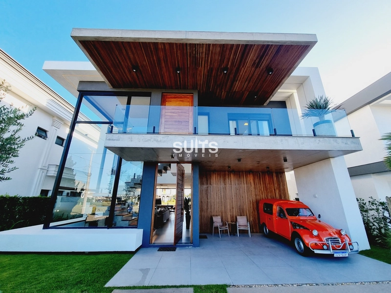 Belíssima casa de luxo em condomínio Sense: 1ª foto da galeria de imagens do imóvel