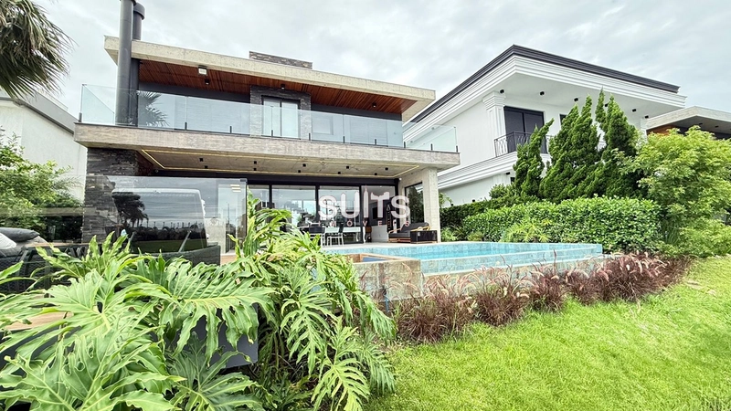 Belíssima casa de luxo em condomínio Sense: 8ª foto da galeria de imagens do imóvel