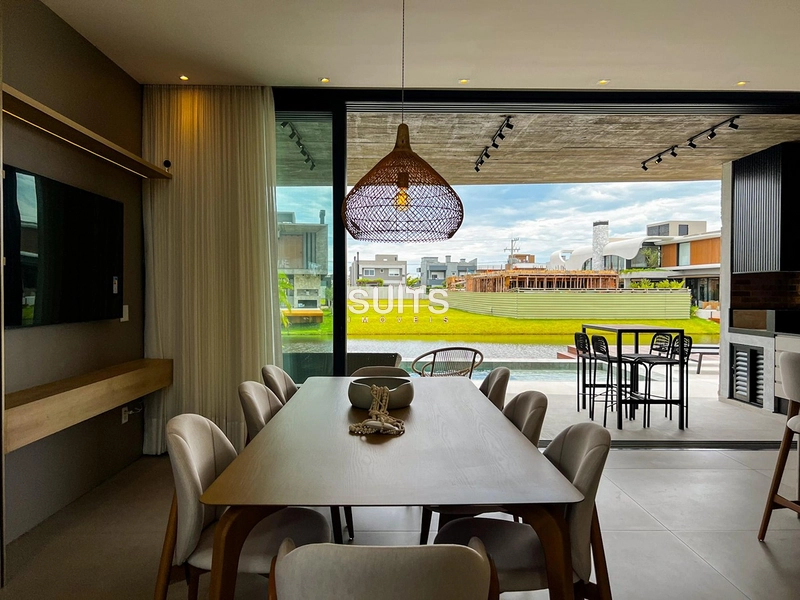 Belíssimo sobrado à beira lago no condomínio Amare Home Resort: 11ª foto da galeria de imagens do imóvel