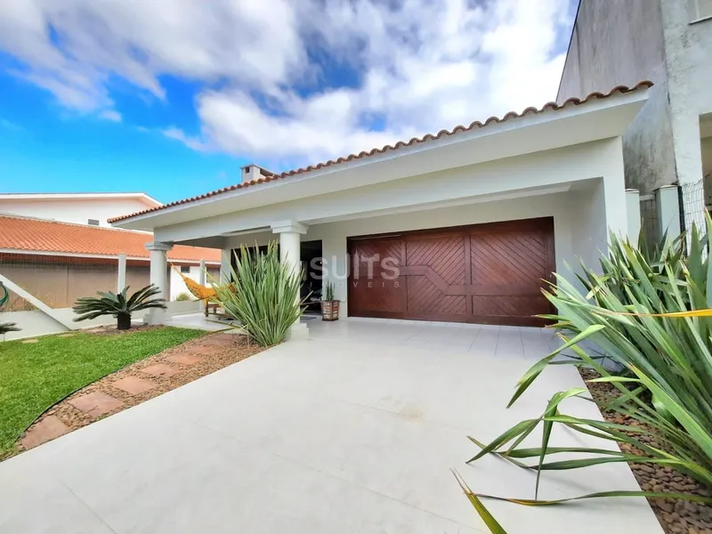 Lindíssima casa em excelente localização no centro de Xangri-Lá: 4ª foto da galeria de imagens do imóvel