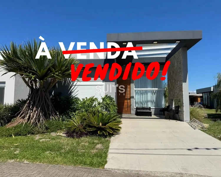 Excelente casa térrea no Condomínio Blue: 1ª foto da galeria de imagens do imóvel