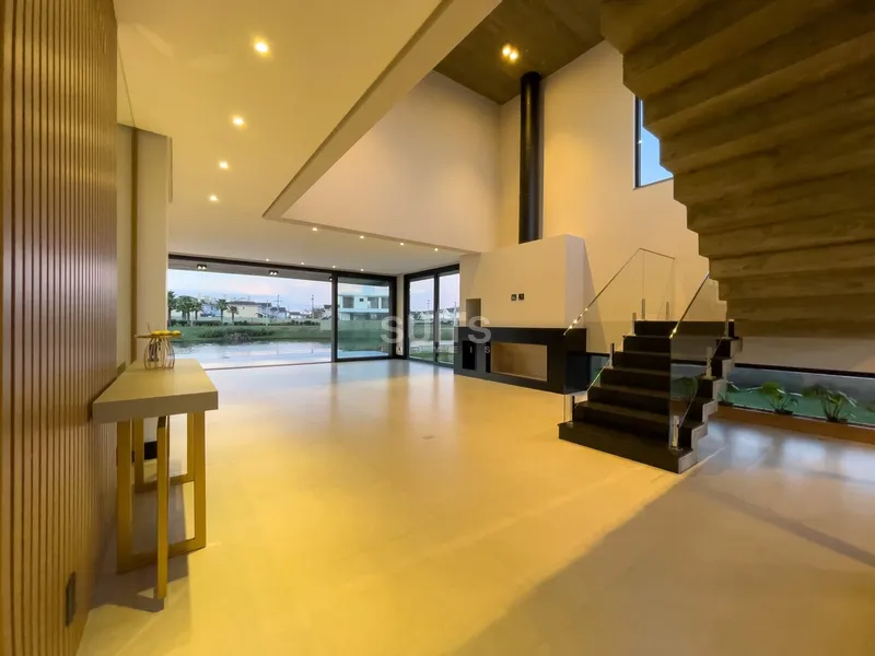 Excelente sobrado beira lago com piscina no Condomínio Celebration: 8ª foto da galeria de imagens do imóvel