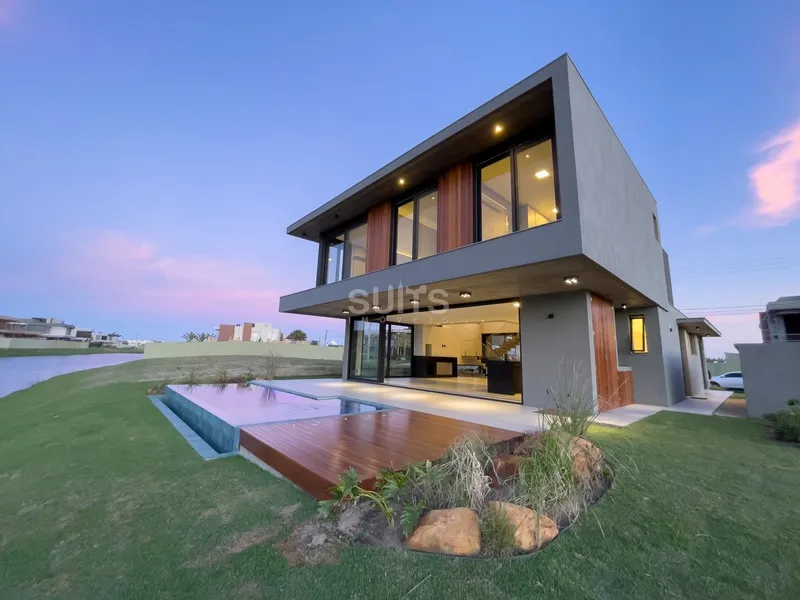 Excelente sobrado beira lago com piscina no Condomínio Celebration: 32ª foto da galeria de imagens do imóvel