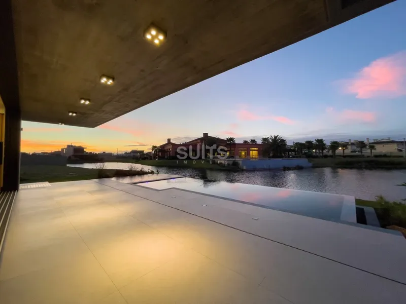 Excelente sobrado beira lago com piscina no Condomínio Celebration: 26ª foto da galeria de imagens do imóvel