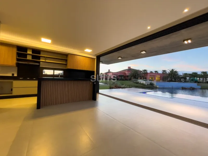 Excelente sobrado beira lago com piscina no Condomínio Celebration: 16ª foto da galeria de imagens do imóvel