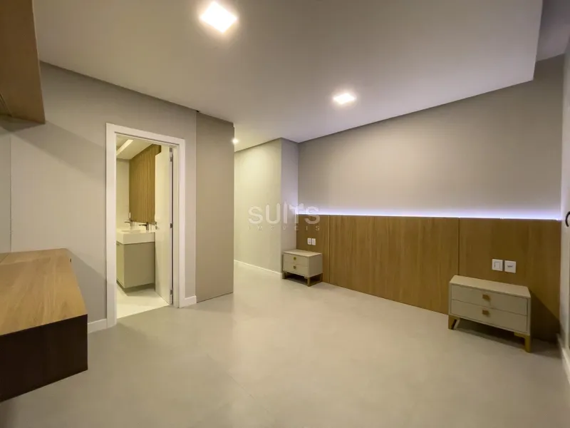 Excelente sobrado beira lago com piscina no Condomínio Celebration: 48ª foto da galeria de imagens do imóvel