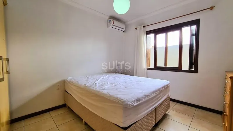 Linda casa com 02 terrenos no centro de Xangri-Lá: 13ª foto da galeria de imagens do imóvel