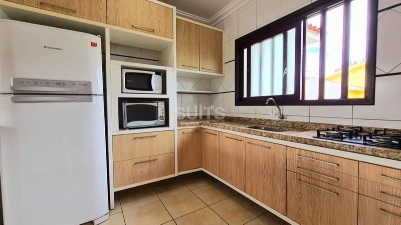 Linda casa com 02 terrenos no centro de Xangri-Lá: 9ª foto da galeria de imagens do imóvel