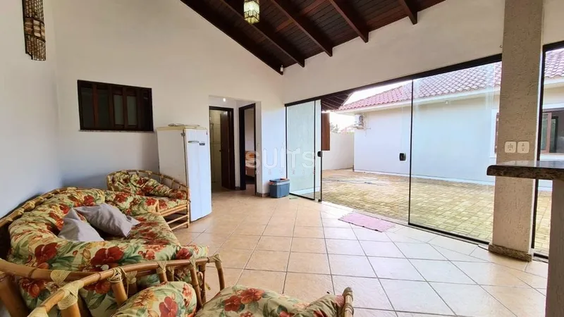 Linda casa com 02 terrenos no centro de Xangri-Lá: 21ª foto da galeria de imagens do imóvel