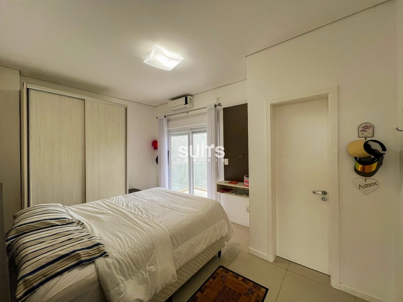 Excelente sobrado frente lago no condomínio Las Palmas: 25ª foto da galeria de imagens do imóvel