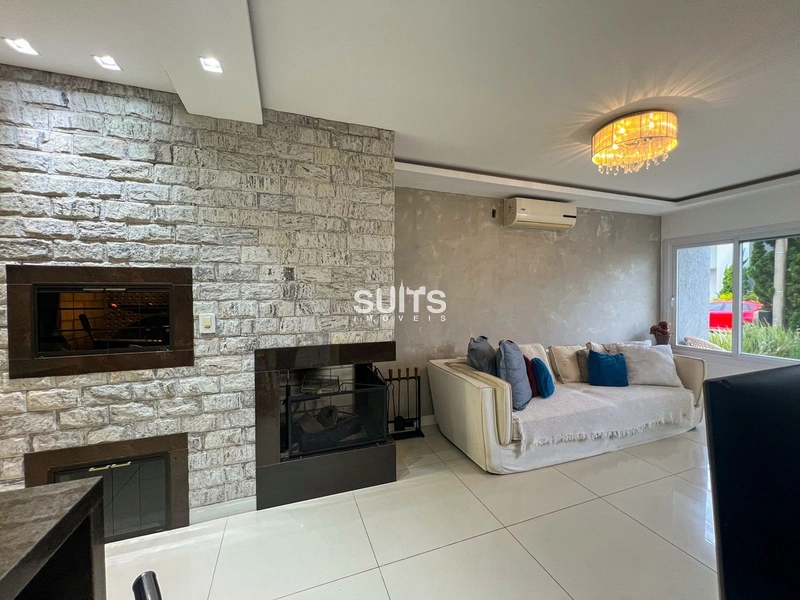 Excelente sobrado frente lago no condomínio Las Palmas: 6ª foto da galeria de imagens do imóvel