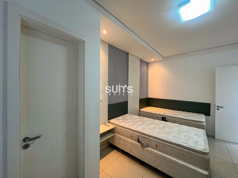 Excelente sobrado frente lago no condomínio Las Palmas: 13ª foto da galeria de imagens do imóvel