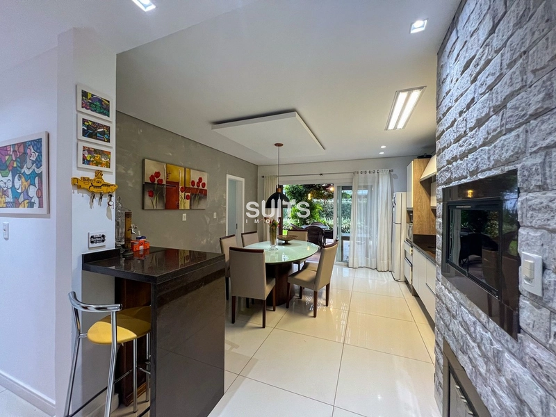 Excelente sobrado frente lago no condomínio Las Palmas: 7ª foto da galeria de imagens do imóvel