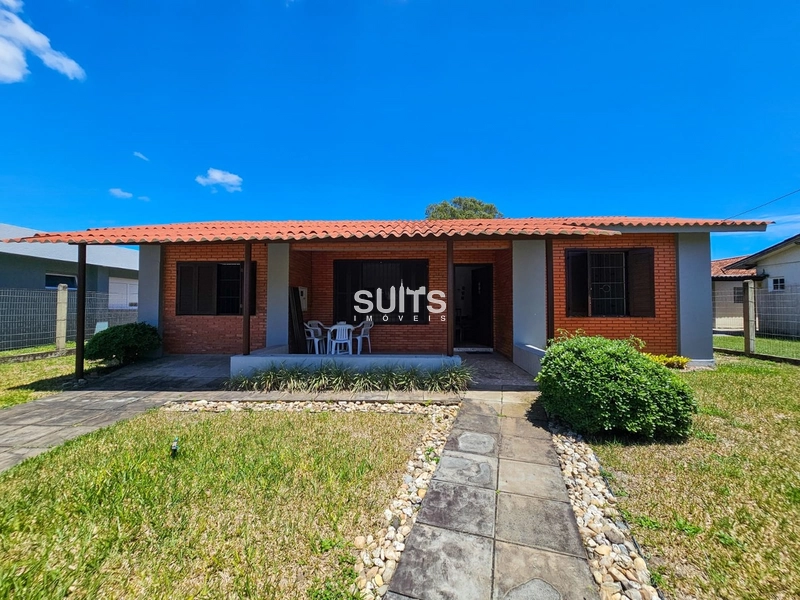 Excelente casa à venda em Atlântida!: 1ª foto da galeria de imagens do imóvel