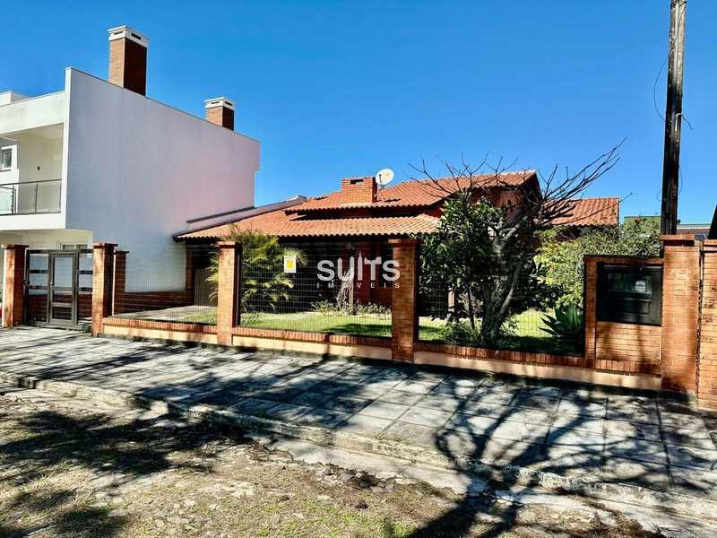 Casa à venda no Centro de Xangri-Lá: 4ª foto da galeria de imagens do imóvel