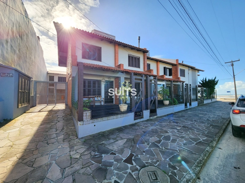 Excelente duplex à venda no Centro de Xangri-lá: 2ª foto da galeria de imagens do imóvel