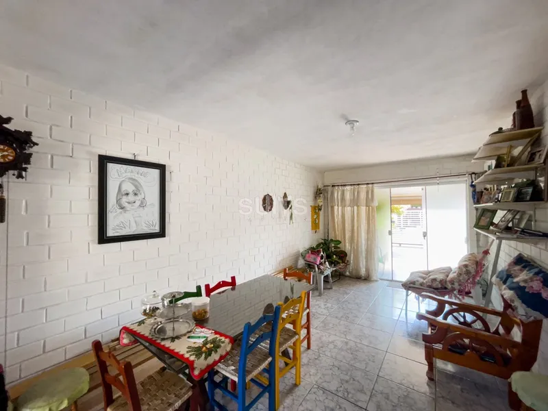 Ótimo sobrado à venda na praia de Rainha do Mar em Xangri-Lá: 4ª foto da galeria de imagens do imóvel