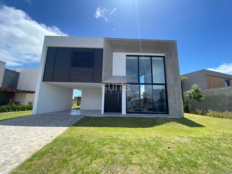 Excelente Sobrado no Condomínio Celebration em Xangri-Lá: 2ª foto da galeria de imagens do imóvel