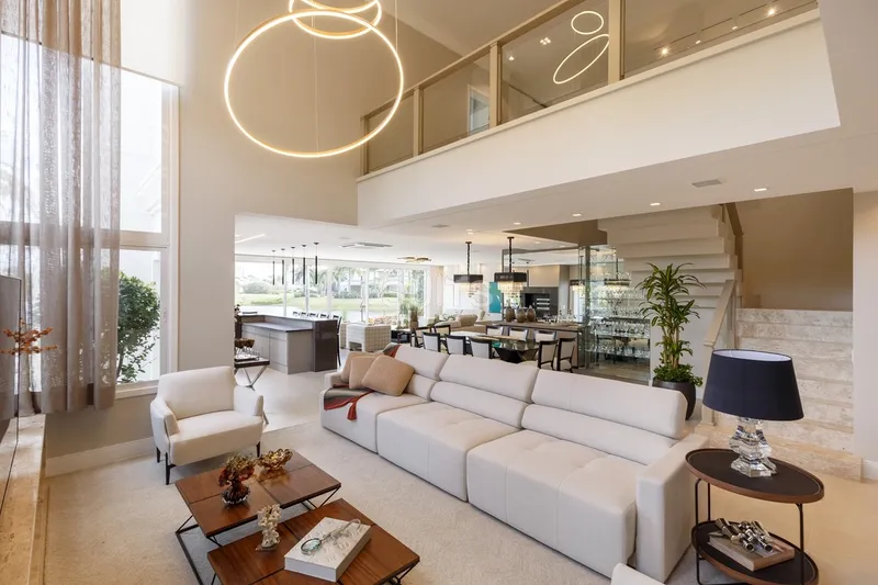 Excelente Mansão beira-lago à venda no condomínio Ilhas Park: 8ª foto da galeria de imagens do imóvel