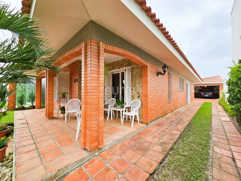 Excelente casa no centro de Xangri-lá próximo do mar: 4ª foto da galeria de imagens do imóvel