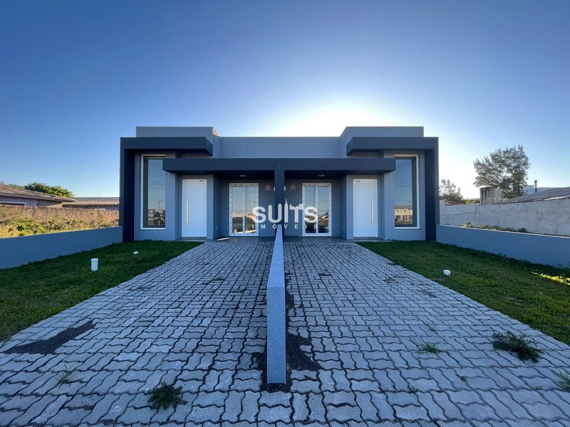 Excelente geminado em obra no centro de Xangri-Lá: 2ª foto da galeria de imagens do imóvel