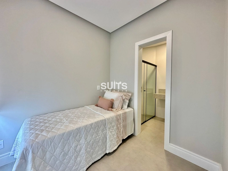 Excelente sobrado mobiliado e decorado no condomínio Sense: 33ª foto da galeria de imagens do imóvel