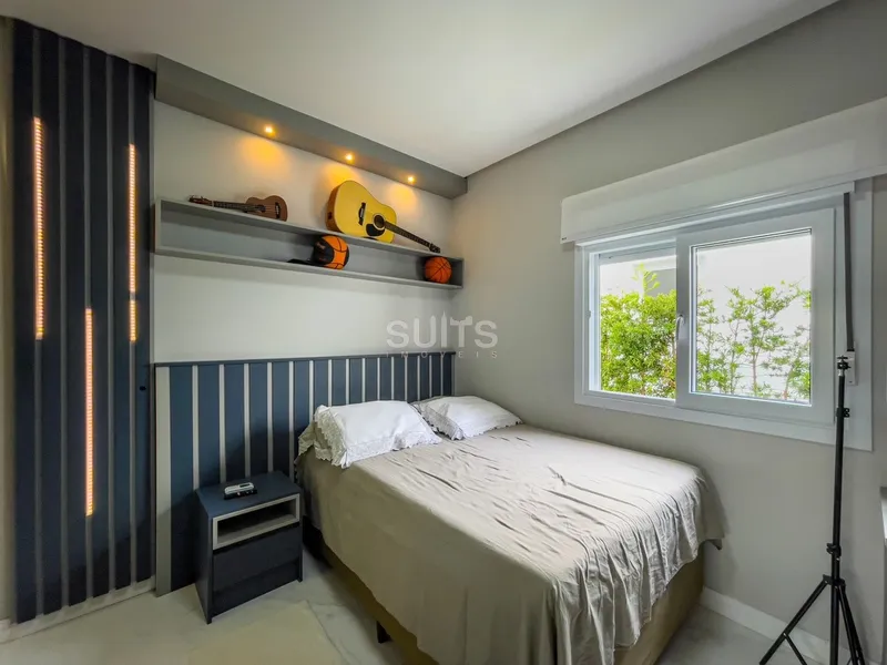 Casa mobiliada e decorada na beira do lago no condomínio Riviera: 33ª foto da galeria de imagens do imóvel