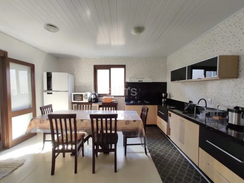 Linda casa à venda no centro de Xangri-Lá: 11ª foto da galeria de imagens do imóvel