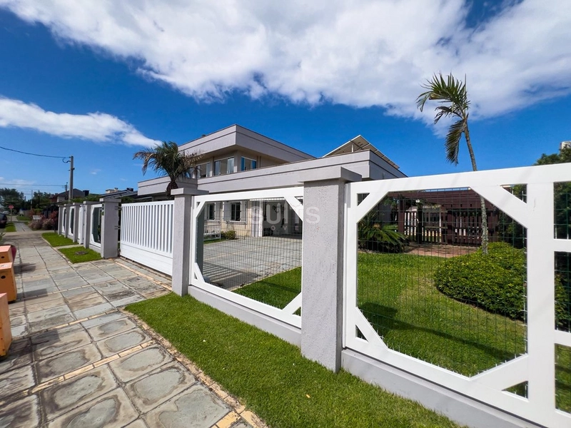 Magnífico sobrado com 3 andares junto ao mar em Xangri-Lá: 4ª foto da galeria de imagens do imóvel